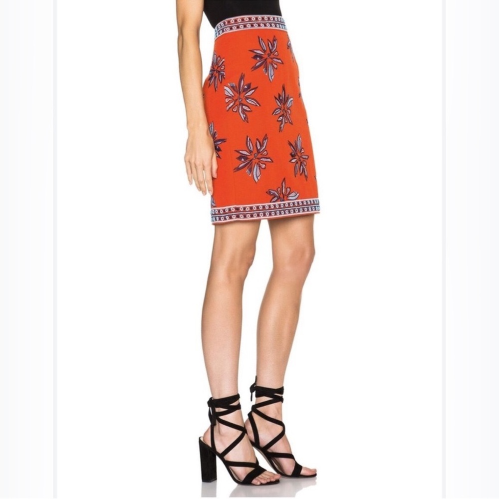 Elle Sasson Francesca Beaded Embroidered Pencil Floral Linen Orange Skirt 38 / 6